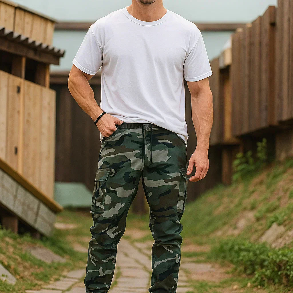 Roberto Men's Camouflage Cargo Pants