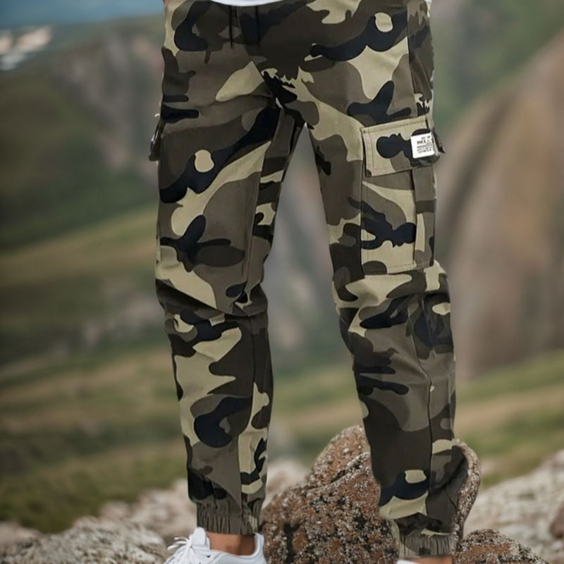 Roberto Men's Camouflage Cargo Pants